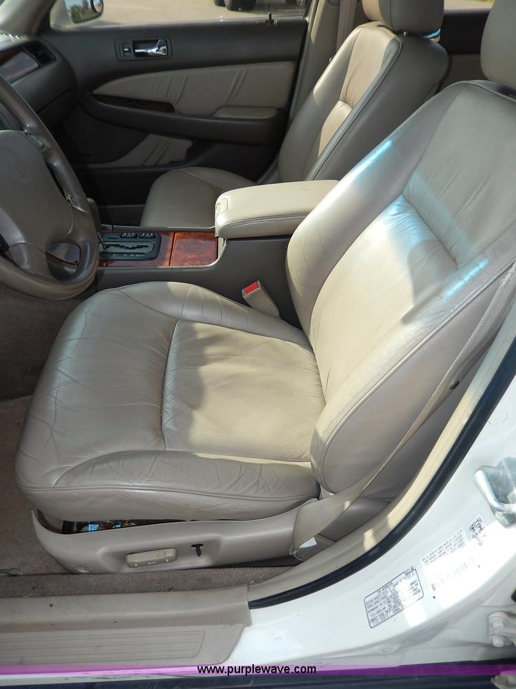 image for item H9598 1998 Acura RL