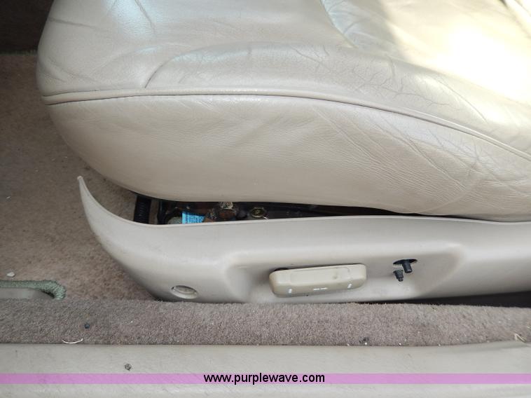 image for item H9598 1998 Acura RL