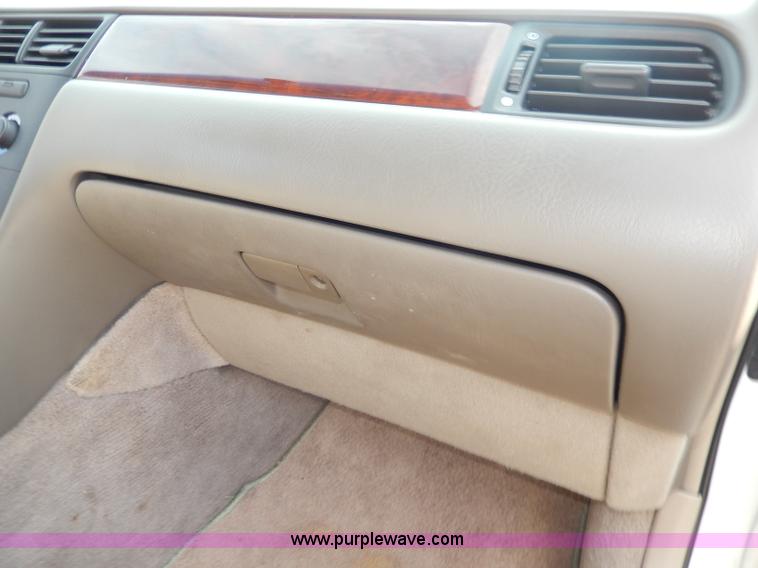 image for item H9598 1998 Acura RL