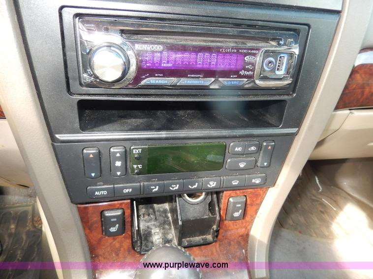 image for item H9599 2001 Lincoln LS V8