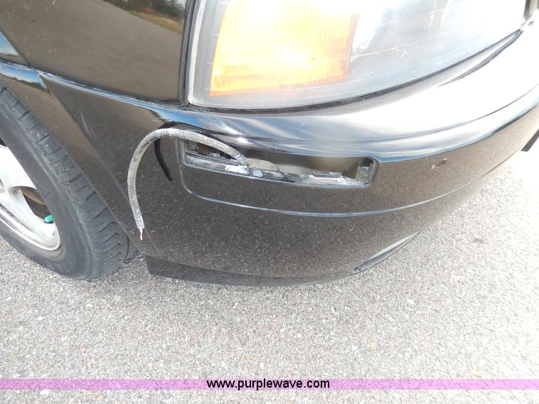 image for item H9599 2001 Lincoln LS V8