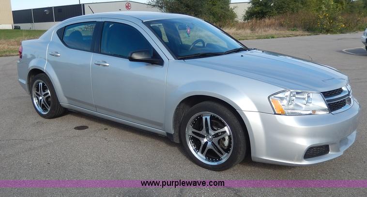 image for item H9600 2011 Dodge Avenger SXT