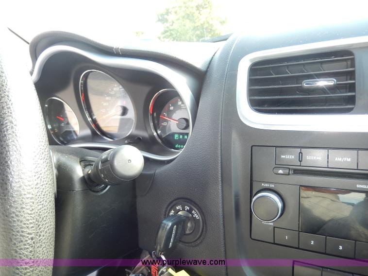 image for item H9600 2011 Dodge Avenger SXT