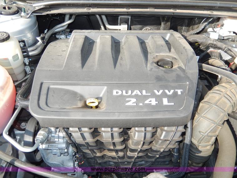 image for item H9600 2011 Dodge Avenger SXT