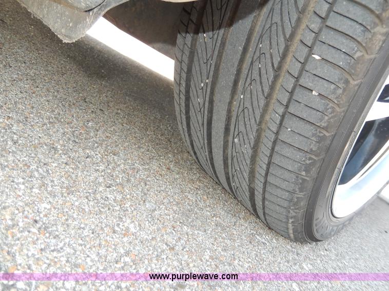 image for item H9600 2011 Dodge Avenger SXT