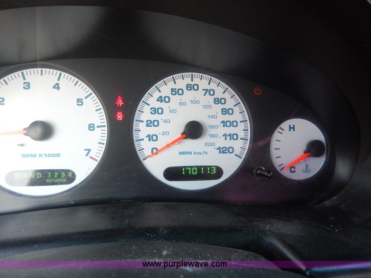 image for item H9603 2000 Dodge Intrepid ES