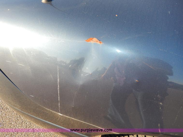image for item H9603 2000 Dodge Intrepid ES