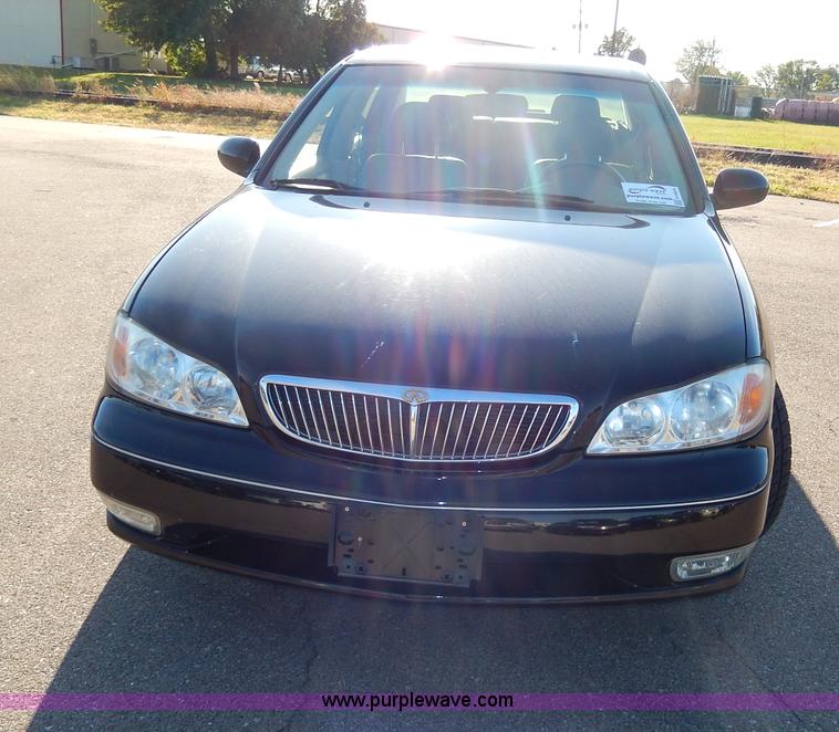 image for item H9604 2000 Infiniti I30