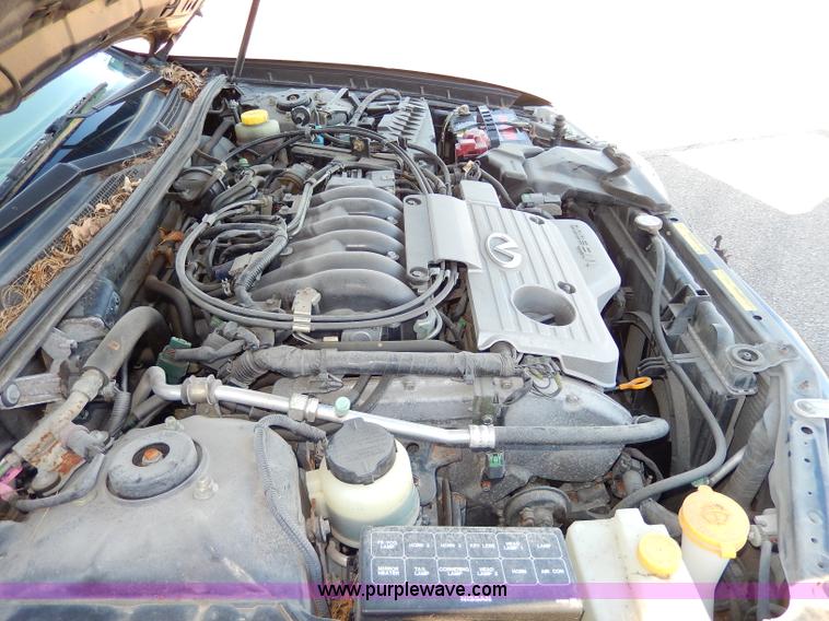 image for item H9604 2000 Infiniti I30