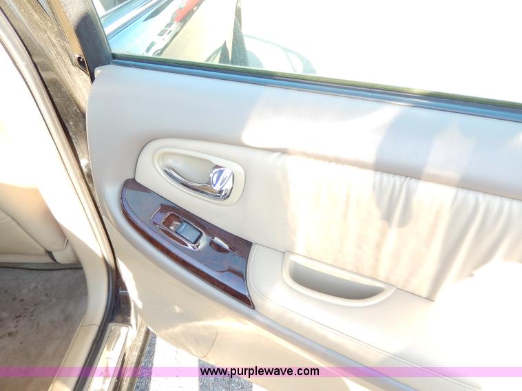 image for item H9604 2000 Infiniti I30