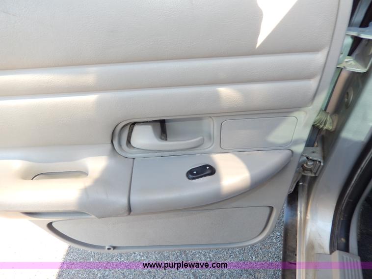 image for item H9605 2002 Ford Crown Victoria Police Interceptor