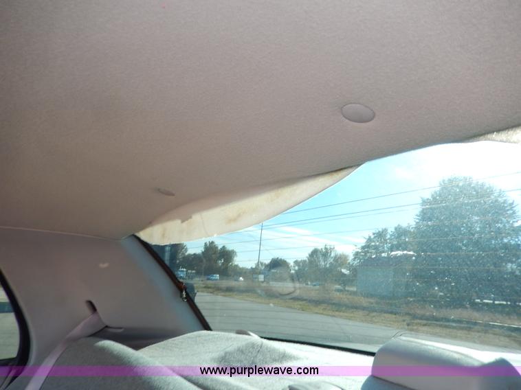 image for item H9605 2002 Ford Crown Victoria Police Interceptor