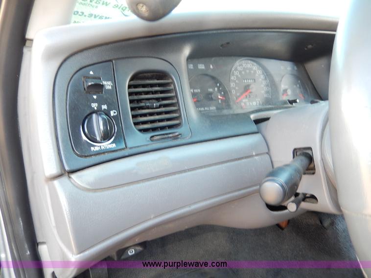 image for item H9605 2002 Ford Crown Victoria Police Interceptor