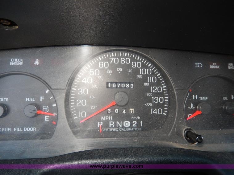 image for item H9605 2002 Ford Crown Victoria Police Interceptor