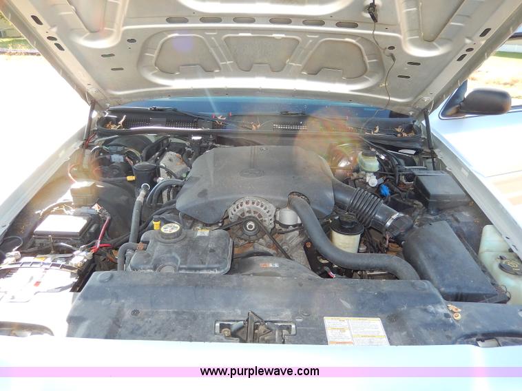 image for item H9605 2002 Ford Crown Victoria Police Interceptor