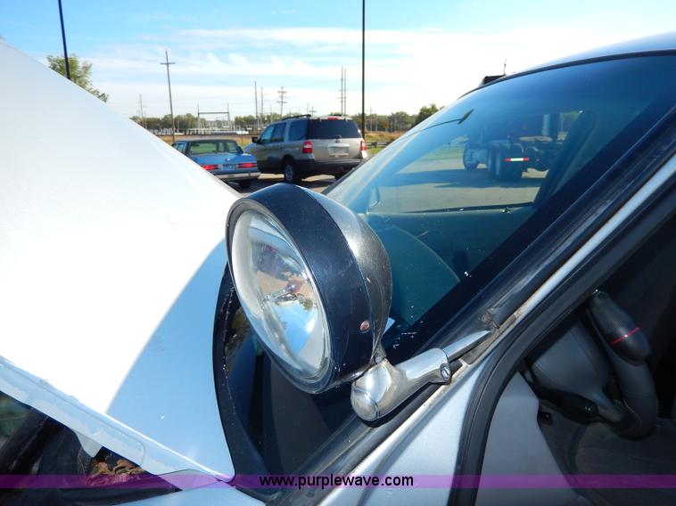 image for item H9605 2002 Ford Crown Victoria Police Interceptor