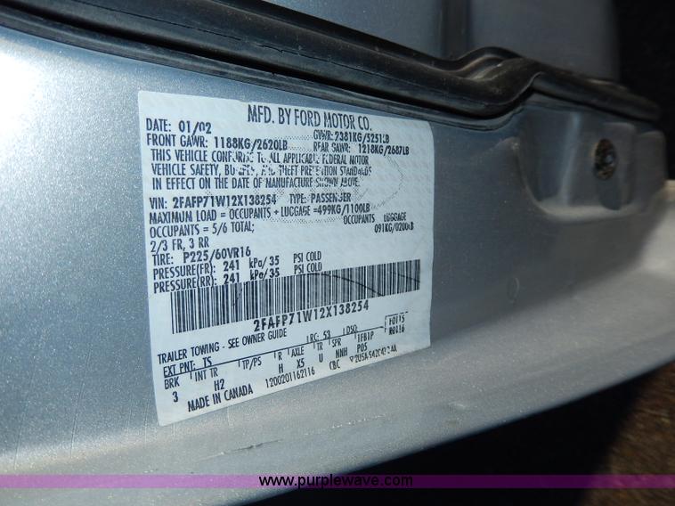 image for item H9605 2002 Ford Crown Victoria Police Interceptor