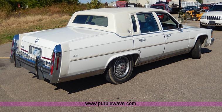 image for item H9607 1988 Cadillac Brougham