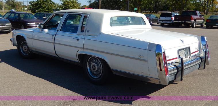 image for item H9607 1988 Cadillac Brougham