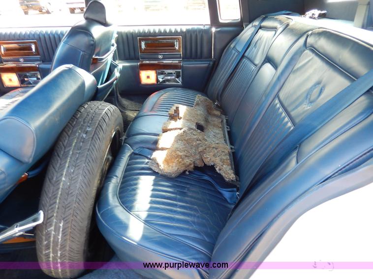 image for item H9607 1988 Cadillac Brougham