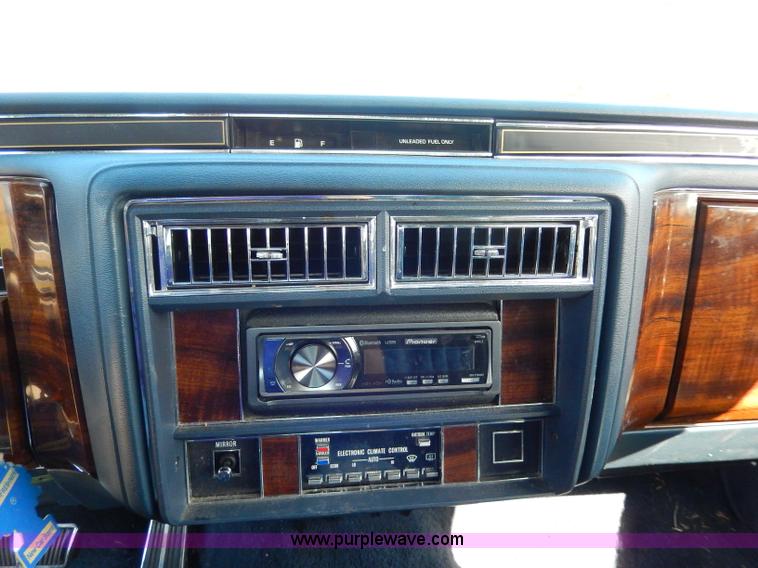 image for item H9607 1988 Cadillac Brougham