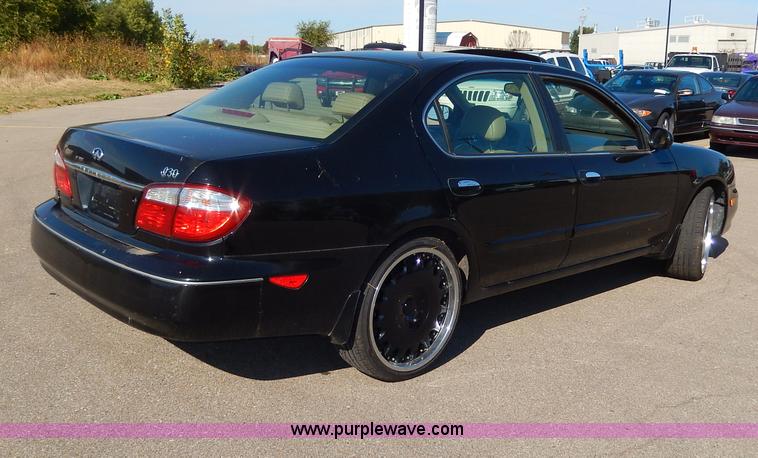 image for item H9608 2001 Infiniti I30