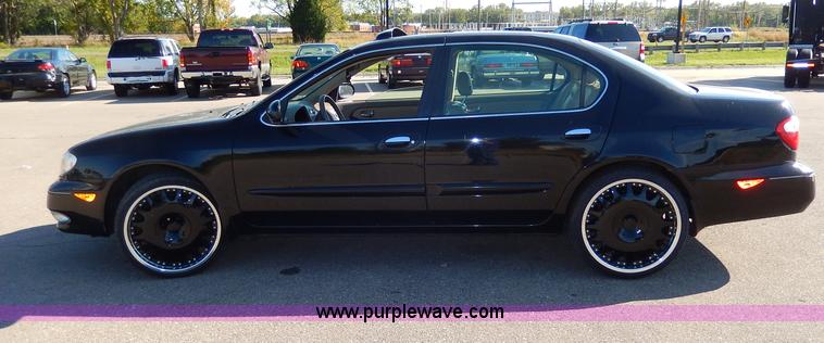 image for item H9608 2001 Infiniti I30