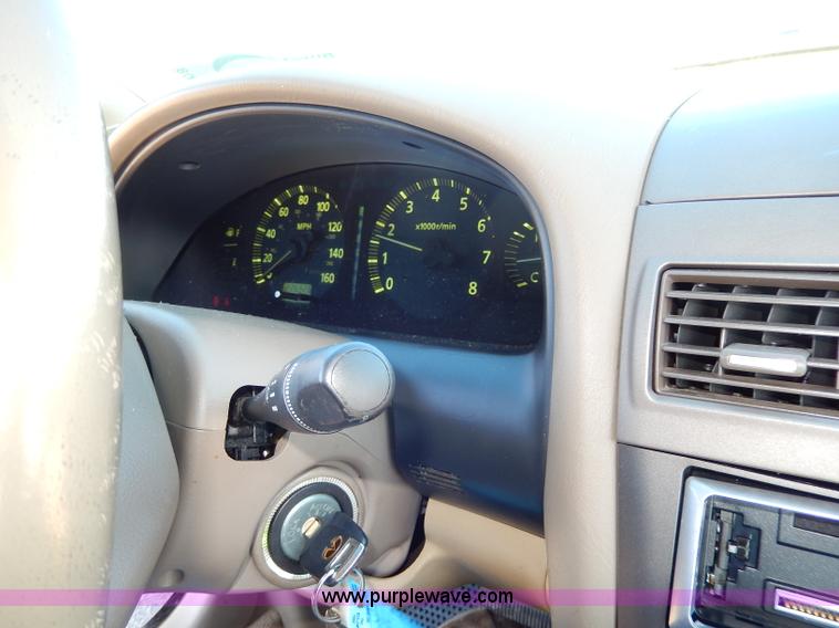 image for item H9608 2001 Infiniti I30