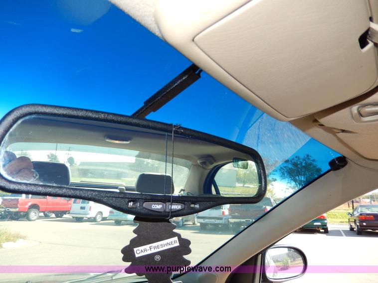 image for item H9608 2001 Infiniti I30