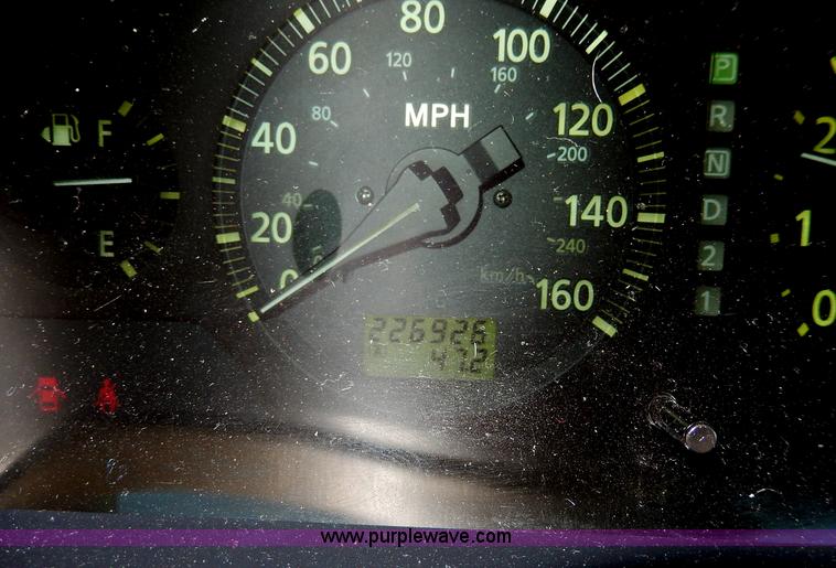 image for item H9608 2001 Infiniti I30