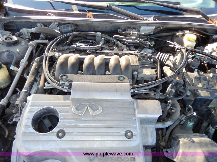 image for item H9608 2001 Infiniti I30