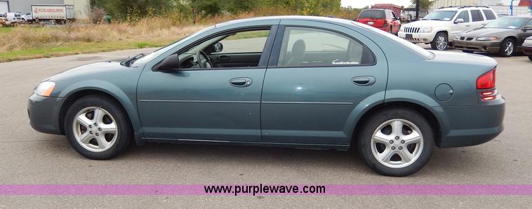 image for item H9610 2006 Dodge Stratus SXT