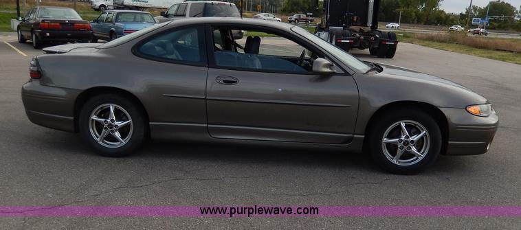 image for item H9611 2002 Pontiac Grand Prix GT