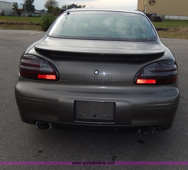 image for item H9611 2002 Pontiac Grand Prix GT