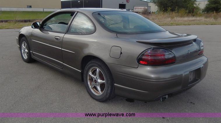 image for item H9611 2002 Pontiac Grand Prix GT