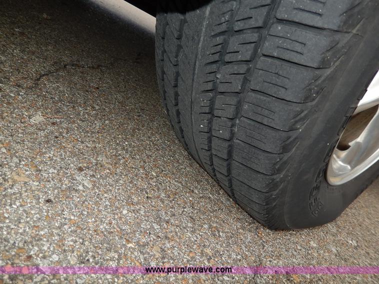 image for item H9611 2002 Pontiac Grand Prix GT