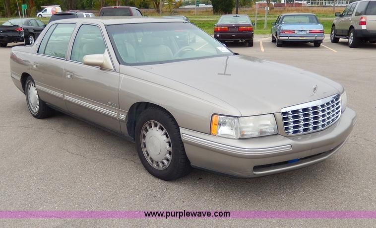 image for item H9612 1999 Cadillac DeVille