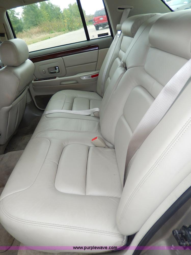 image for item H9612 1999 Cadillac DeVille