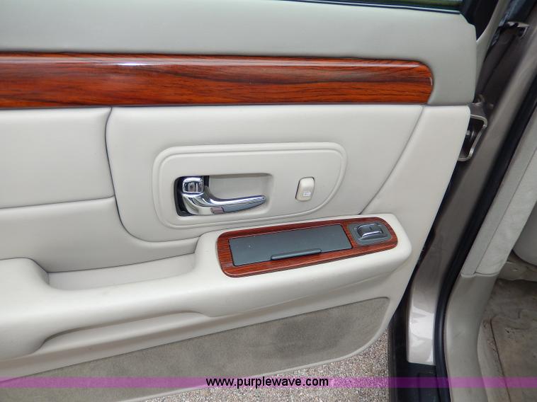 image for item H9612 1999 Cadillac DeVille