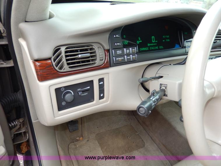 image for item H9612 1999 Cadillac DeVille