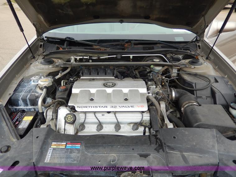 image for item H9612 1999 Cadillac DeVille