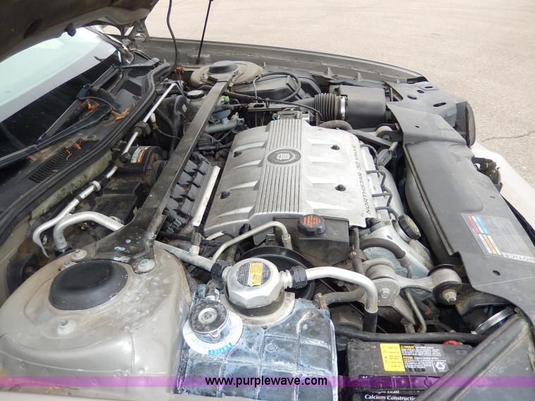 image for item H9612 1999 Cadillac DeVille