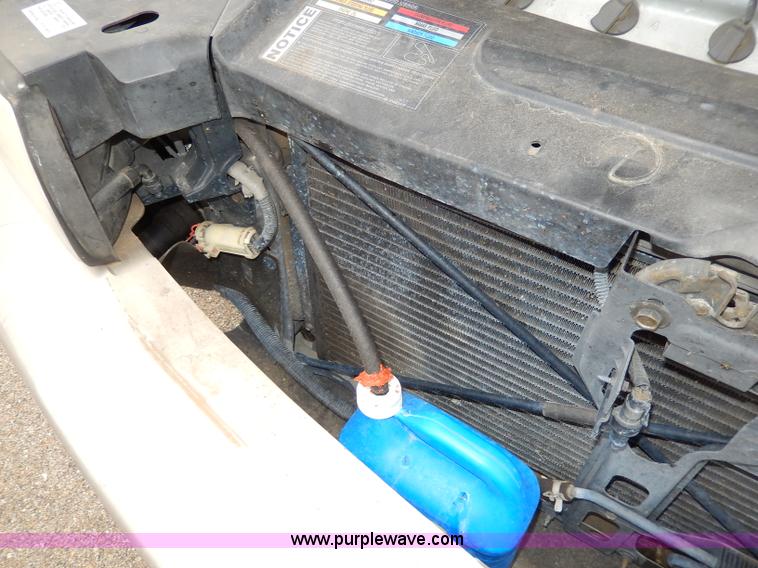 image for item H9612 1999 Cadillac DeVille