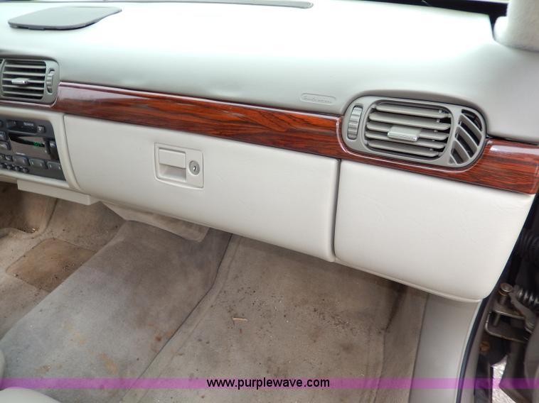 image for item H9612 1999 Cadillac DeVille