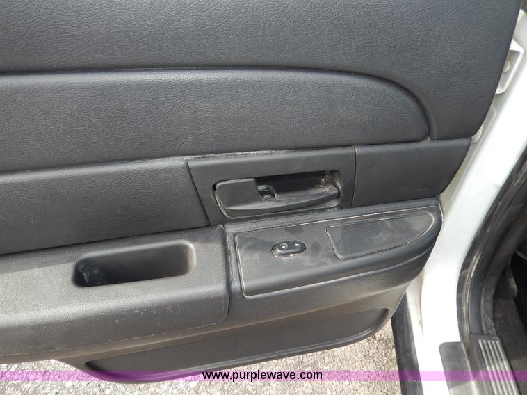 image for item H9613 2006 Ford Crown Victoria Police Interceptor