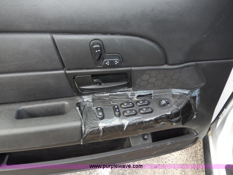 image for item H9613 2006 Ford Crown Victoria Police Interceptor