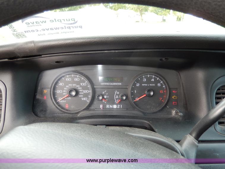 image for item H9613 2006 Ford Crown Victoria Police Interceptor