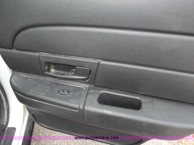 image for item H9613 2006 Ford Crown Victoria Police Interceptor