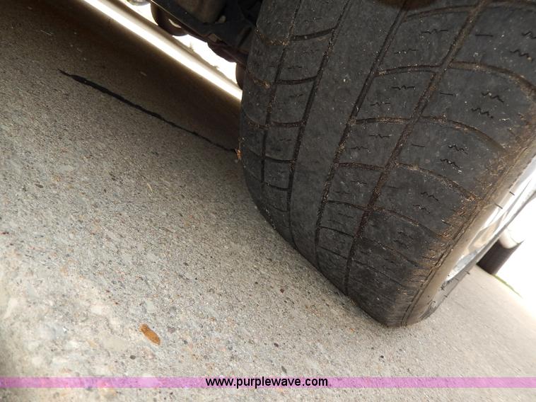 image for item H9618 2005 Pontiac G6 GT