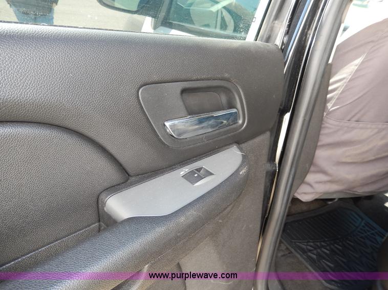 image for item H9620 2009 Chevrolet Tahoe Police Special Service SUV